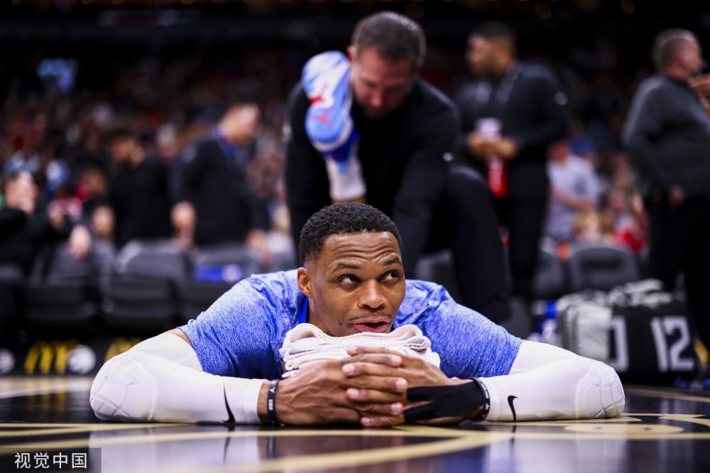 流与人道主 流与人道主